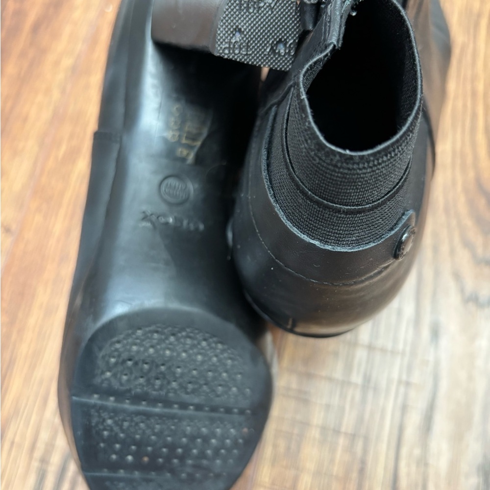 Geox Respira Black Ankle Boots - Picture 4 of 5